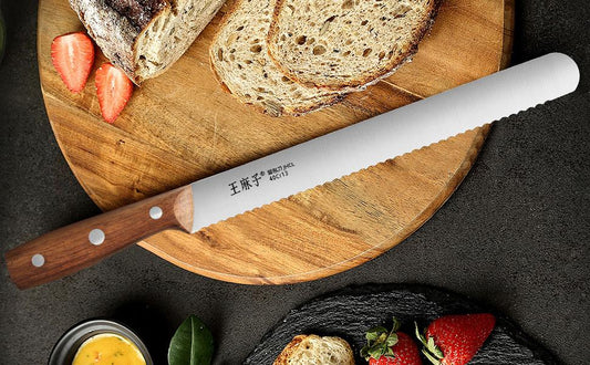 Celebrate President’s Day with the Perfect Bread Knife